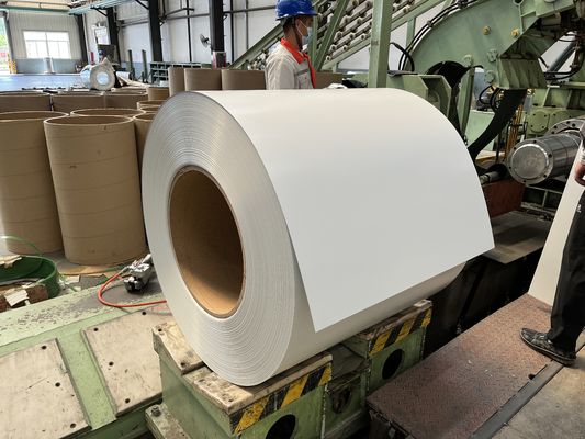 AZ150 / AZM150 PPGL RAL9003 صفيحة الفولاذ الغالفالومية المرسومة مسبقاً في الملفات