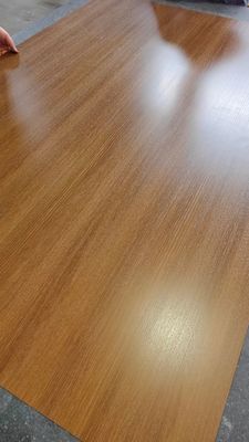 PCM PVDF حبوب الألومنيوم الخشبية 3003H24 طباعة لون طباعة لون طباعة لون مغلفة
